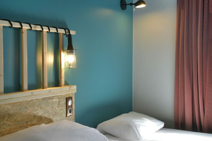 Room 14 of 50