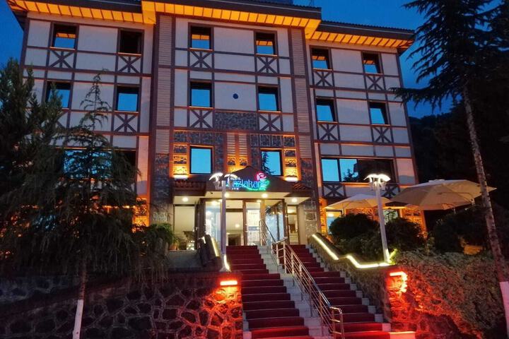 Hotel 102 of 108