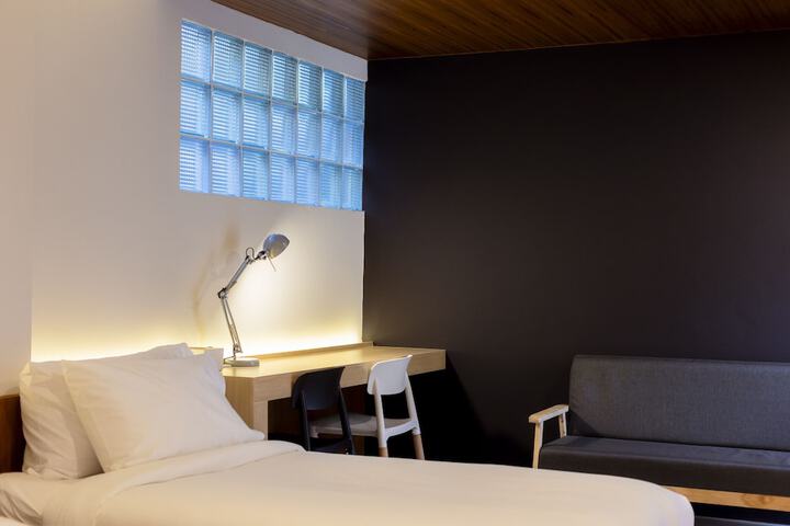 Room 75 of 103