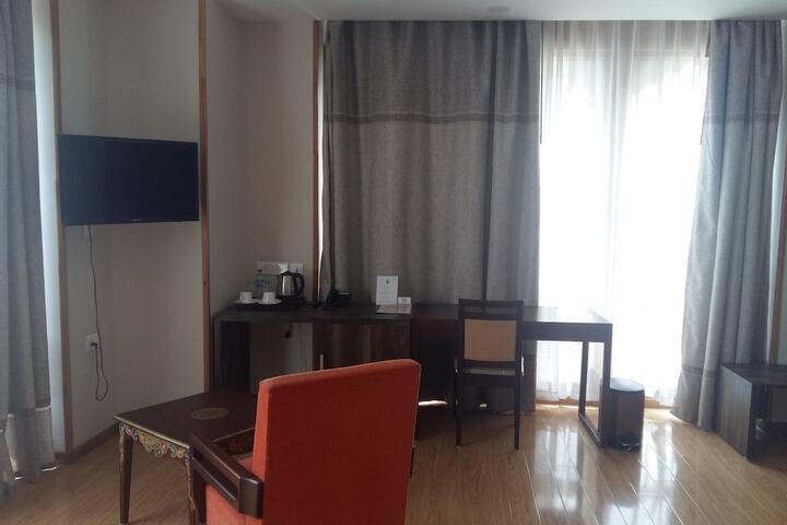 Room 14 of 21