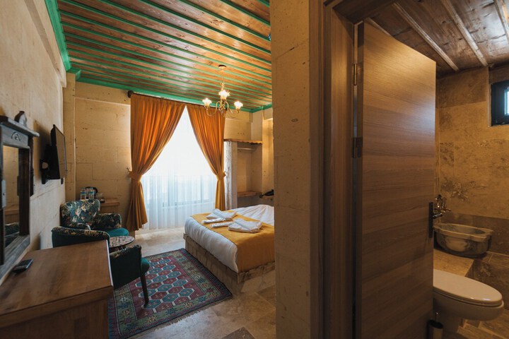 Room 10 of 189
