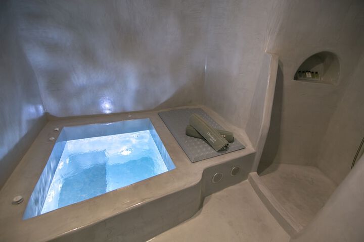 Spa 72 of 119