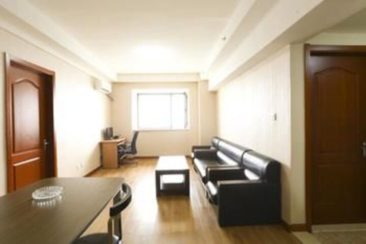 Room 53 of 57