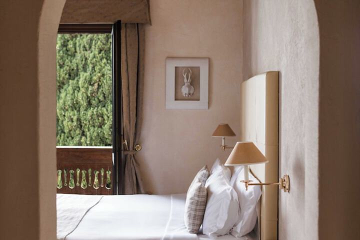 Room 45 of 126