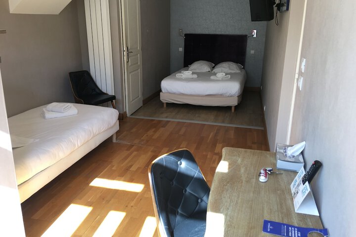 Room 34 of 81