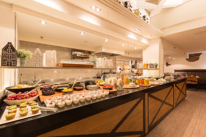 Breakfast/Coffee Service 84 of 115
