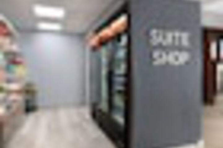Snack bar