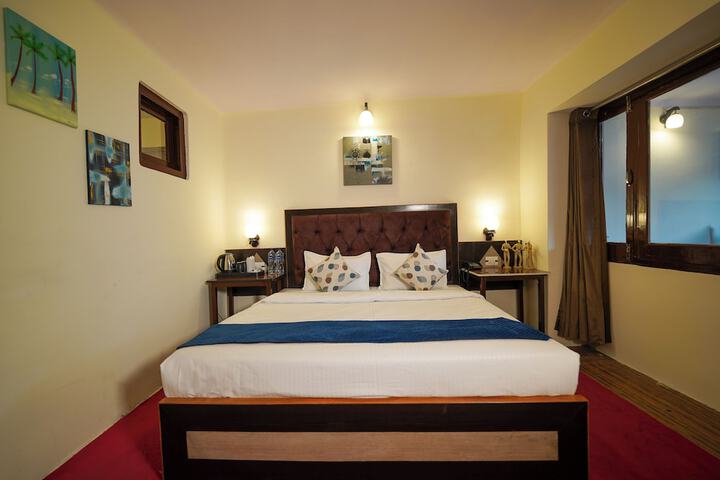 Room 32 of 72