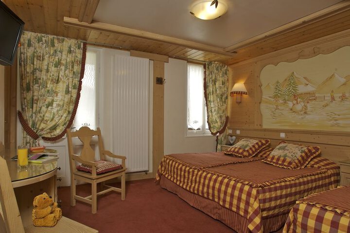 Room 16 of 39