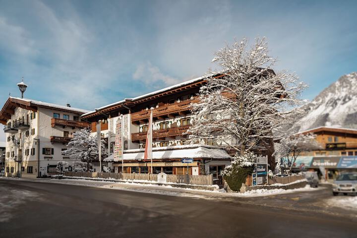 Hotel 77 of 77