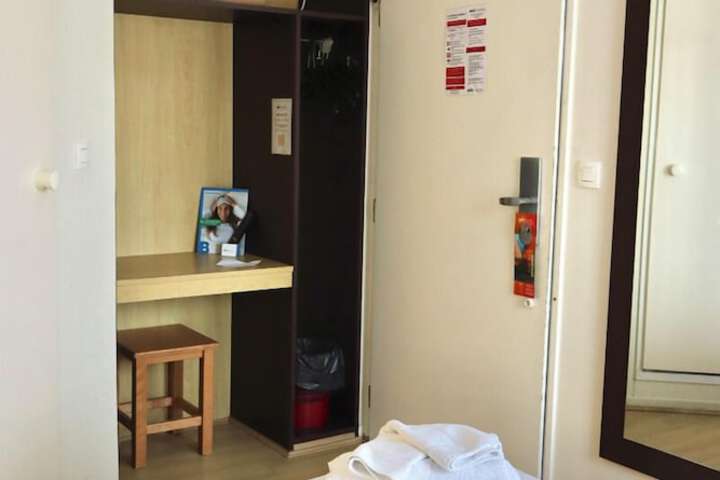 Room 22 of 55