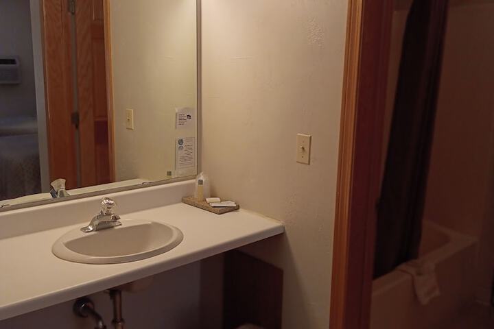 Room 29 of 38