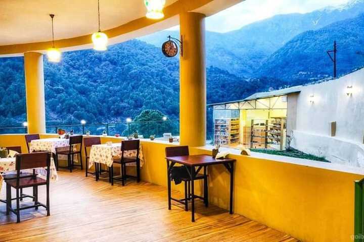 goStops Palampur - Hostel