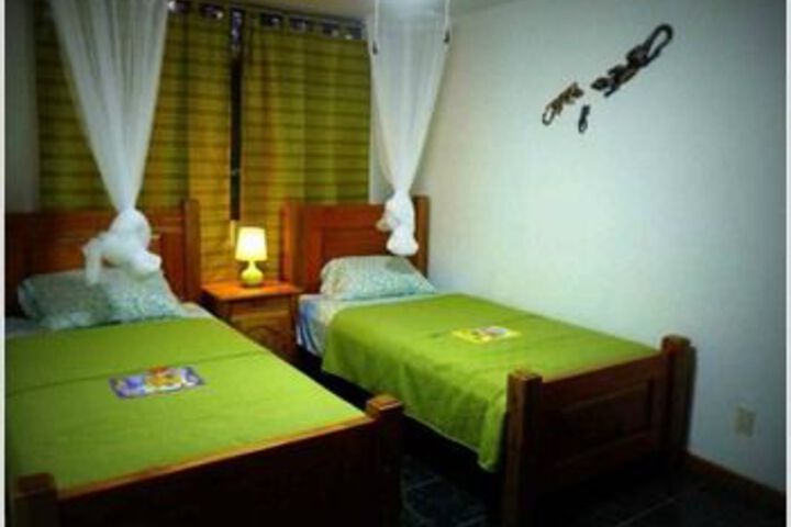 Room 14 of 38