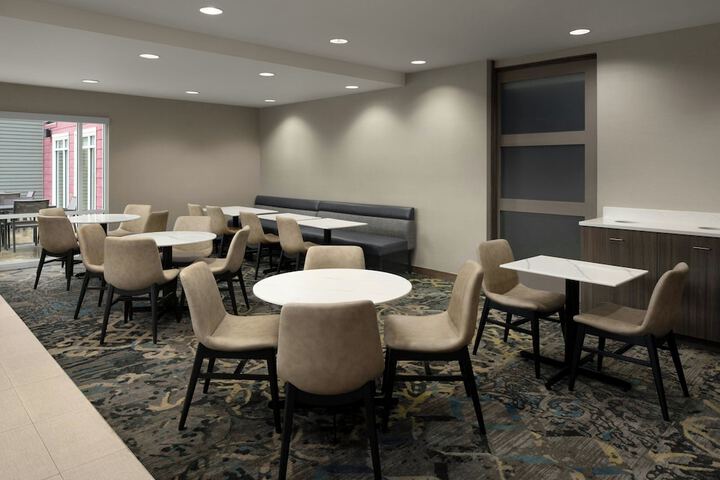 Breakfast/Coffee Service 54 of 66