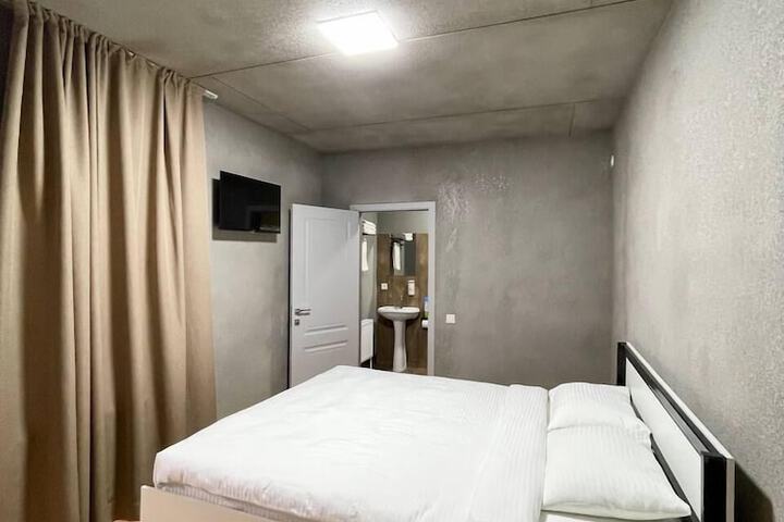 Room 3 of 22