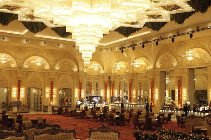 Ballroom/Hall 30 of 36