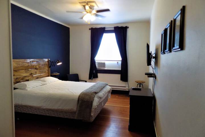Room 3 of 63