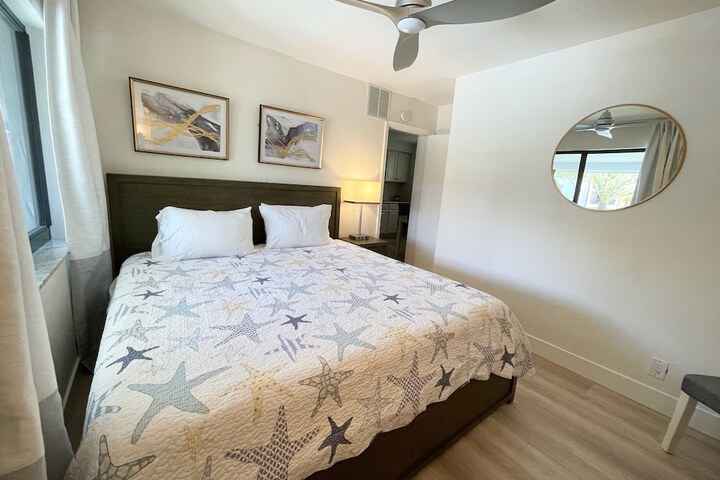Room 8 of 89
