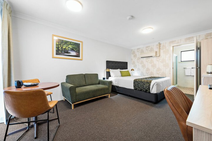 Room 26 of 88