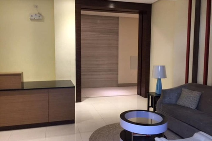 Room 33 of 66