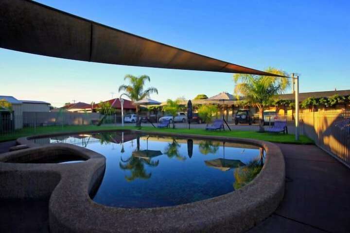 Hotel with Pool