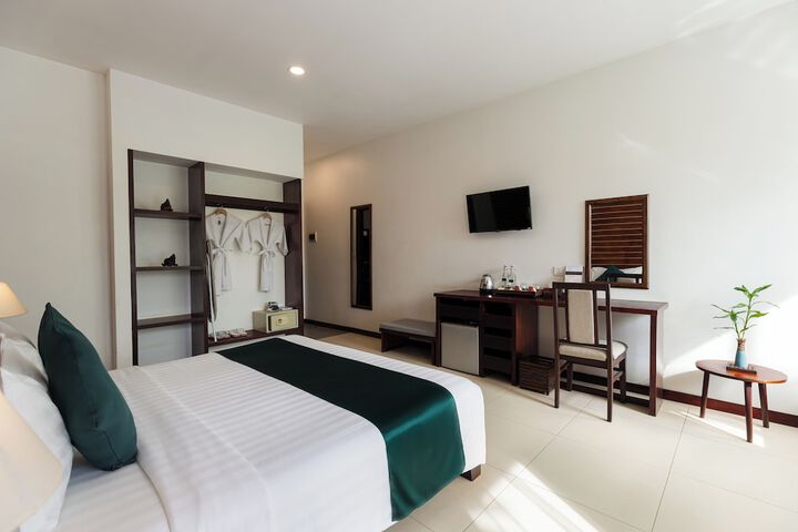 Room 42 of 219