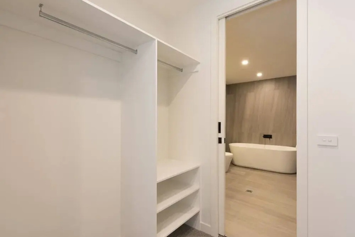 Stylish 3 Bedroom With Free Parking