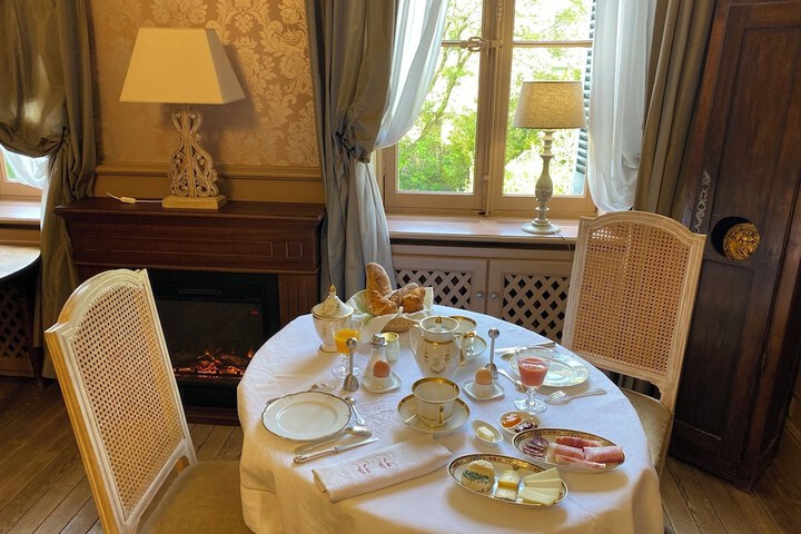 Dining 105 of 139
