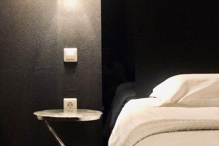 Room 7 of 39