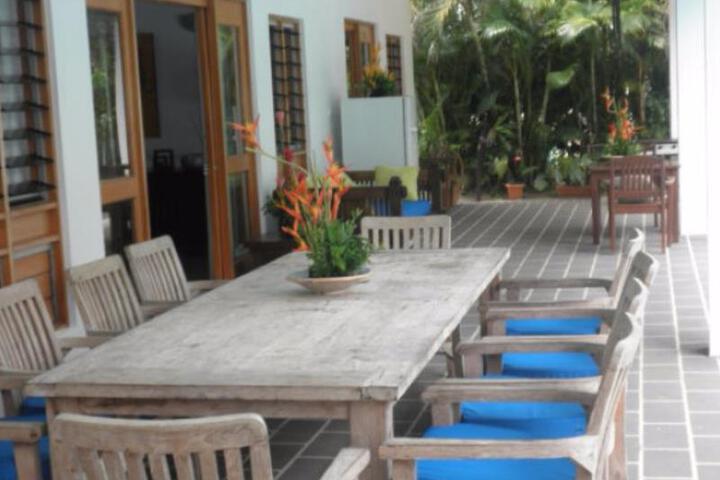 Terrace/Patio 1 of 6