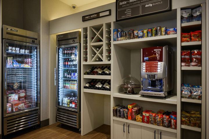 Snack bar