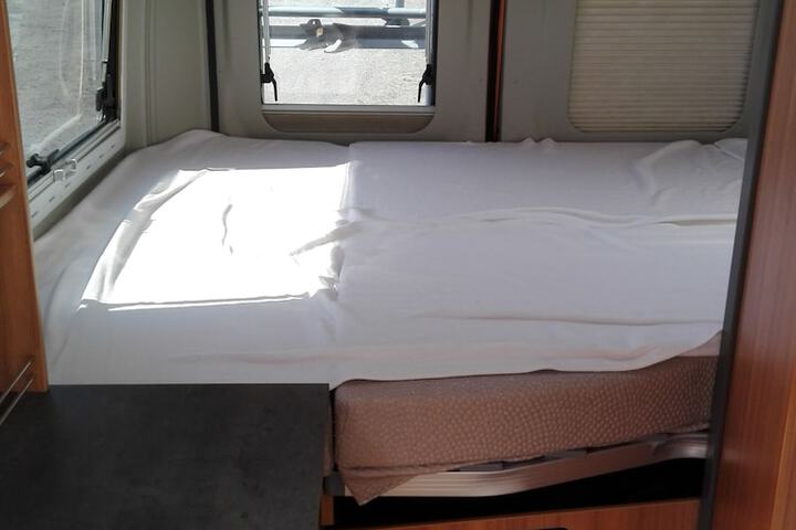 Room 5 of 14