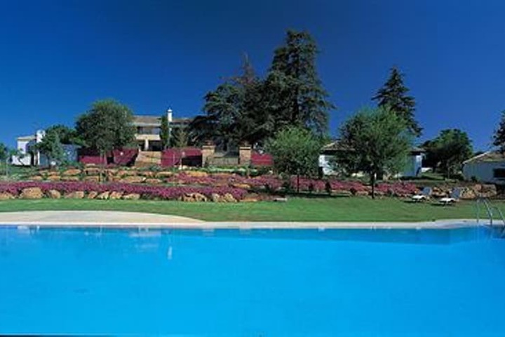 Pool 54 of 75