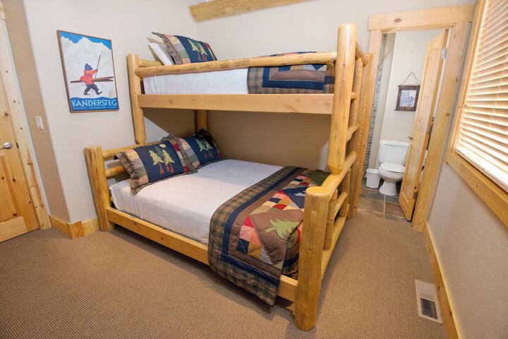 Room 15 of 150