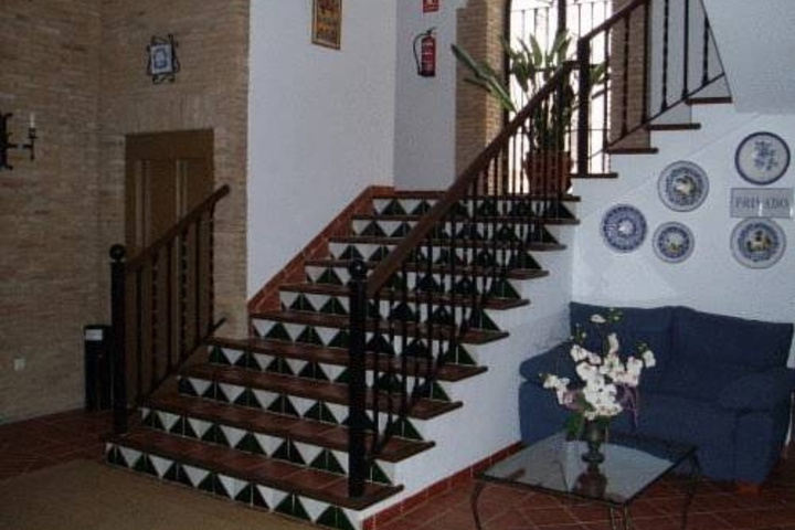 Room 5 of 10