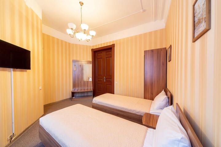 Room 19 of 51