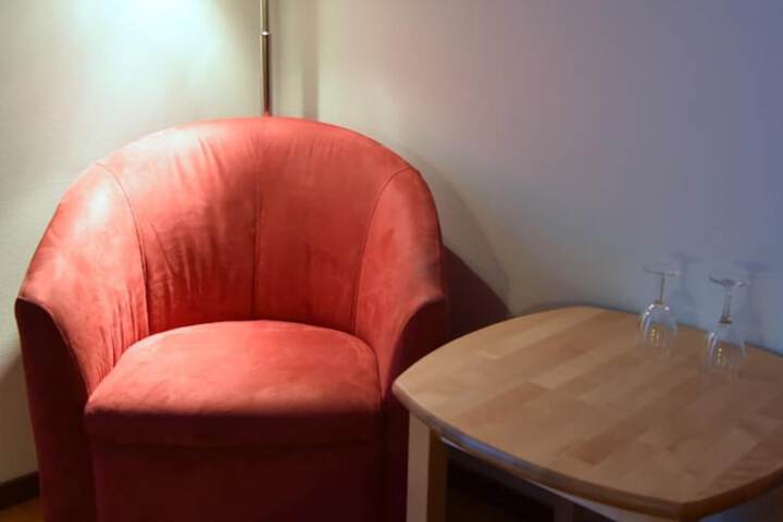 Room 17 of 38