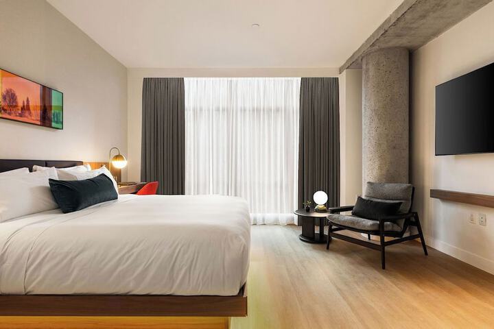 Room 7 of 7