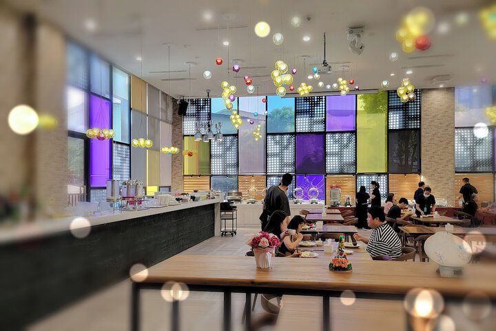 Dining 134 of 155
