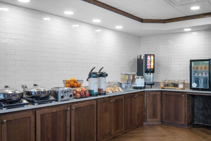 Breakfast/Coffee Service 51 of 60