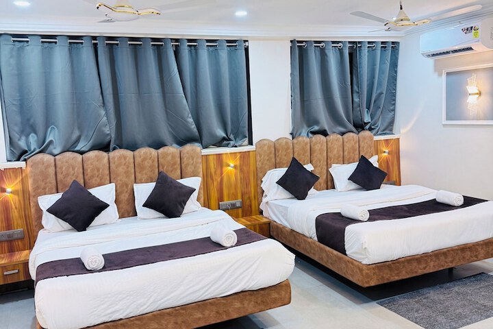 Room 44 of 63