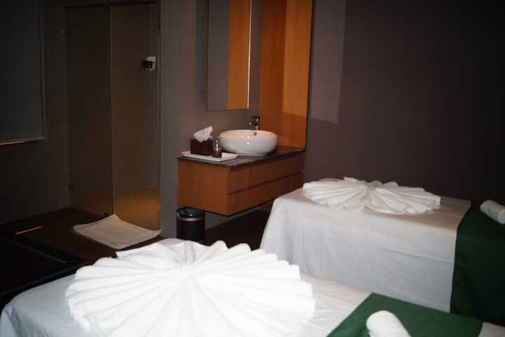 Spa 31 of 41