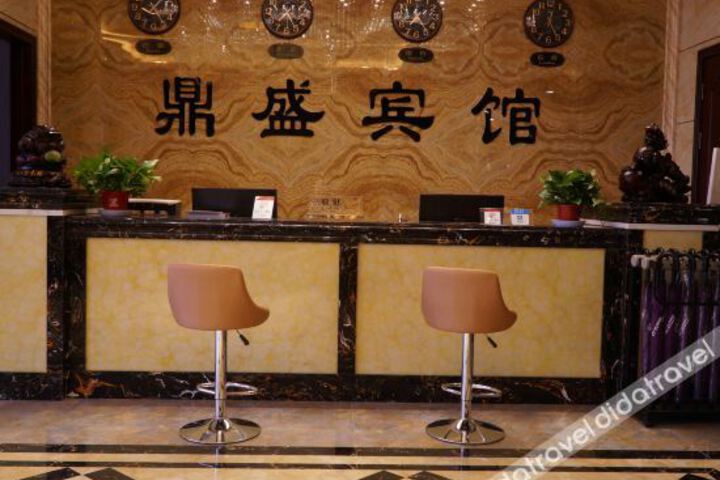 Hotel Interior 5 of 13