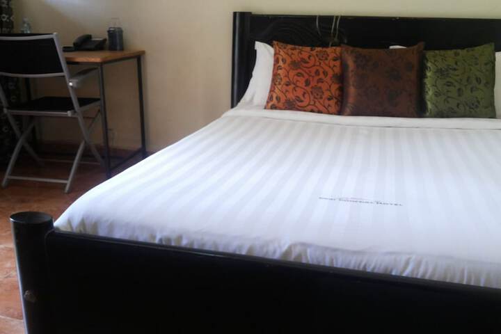 Room 19 of 50