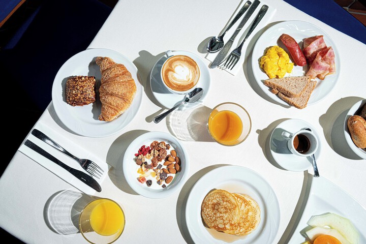 Breakfast meal