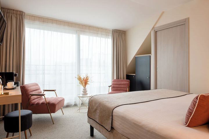 Room 27 of 56