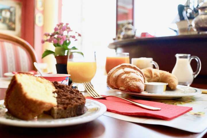 Breakfast/Coffee Service 47 of 58