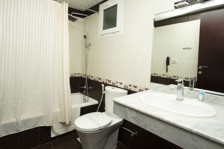 Room 21 of 36