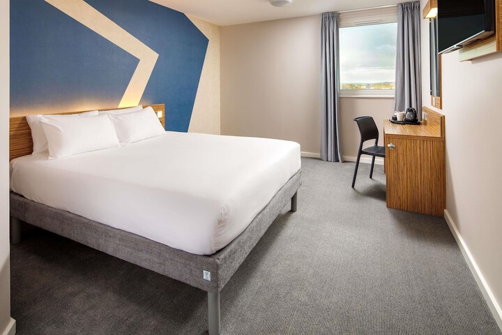 Hotel 57 of 68
